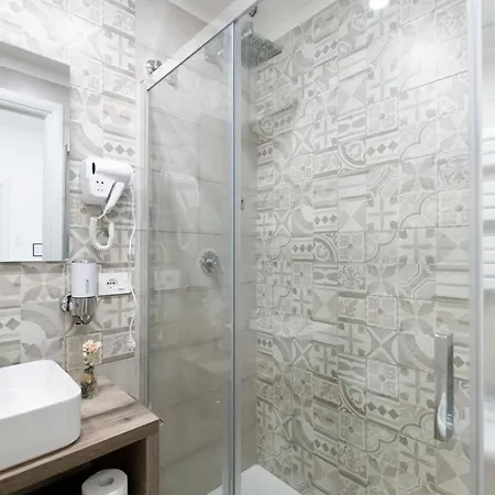 فندق مبيت وإفطار Factory 4*