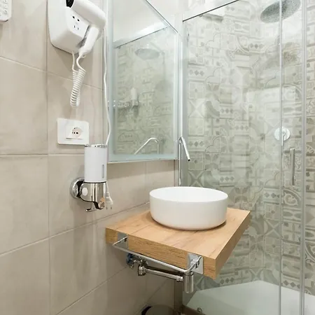 Factory 4* نابولي