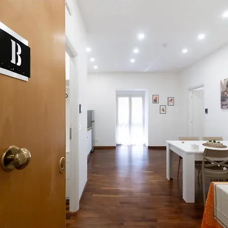 Factory 4* نابولي