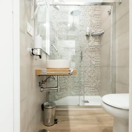 Factory فندق مبيت وإفطار نابولي