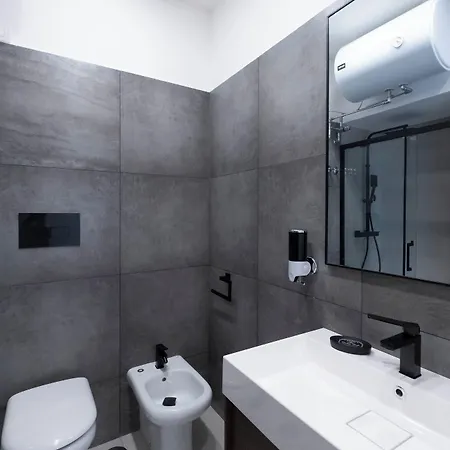 فندق مبيت وإفطار Factory نابولي